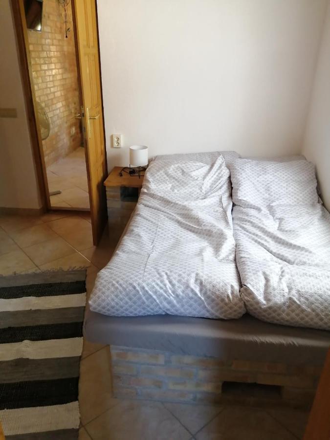 Lisztes Apartman 자르마디 외부 사진